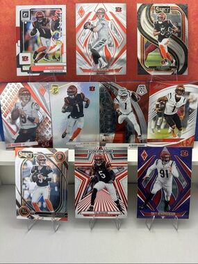 Joe Burrow & Ja'Marr Chase Cincinnati Bengals 10 card lot w/Higgins/Hendrickson